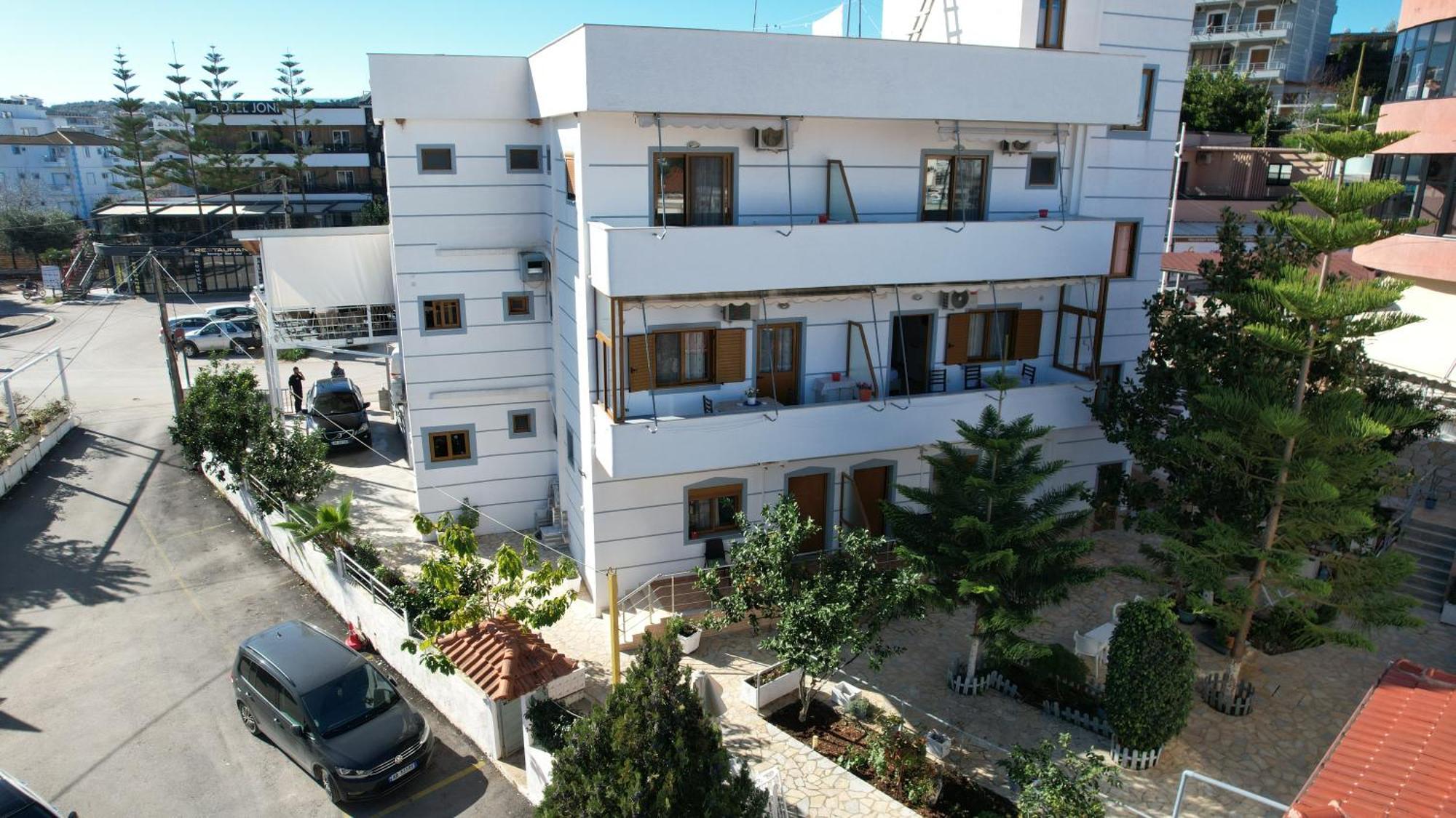 Hotel Chris Ksamil Exterior foto